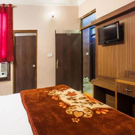 Hotel Novelty جامو المظهر الخارجي الصورة