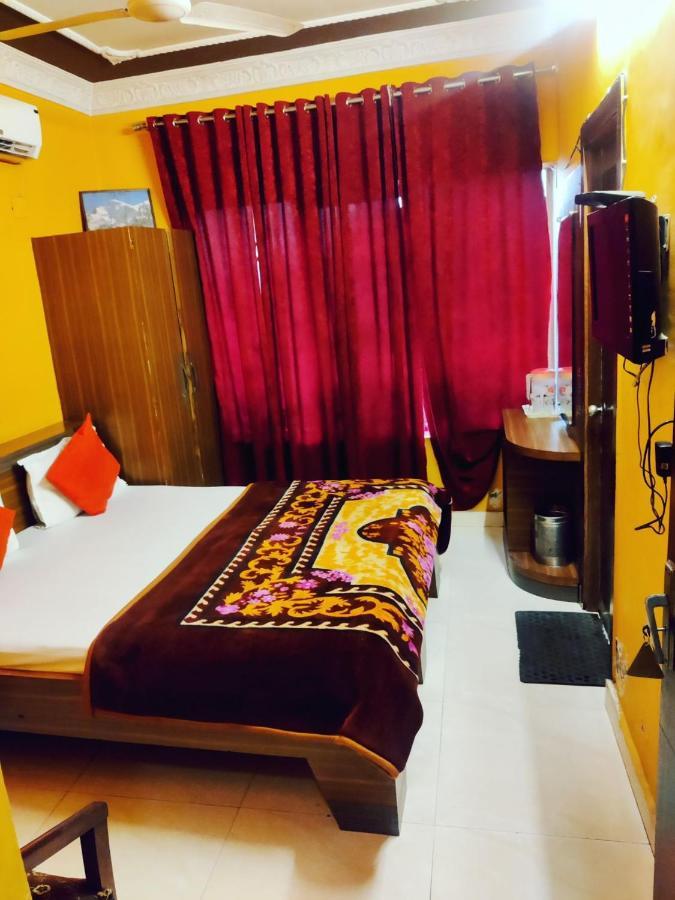 Hotel Novelty جامو المظهر الخارجي الصورة