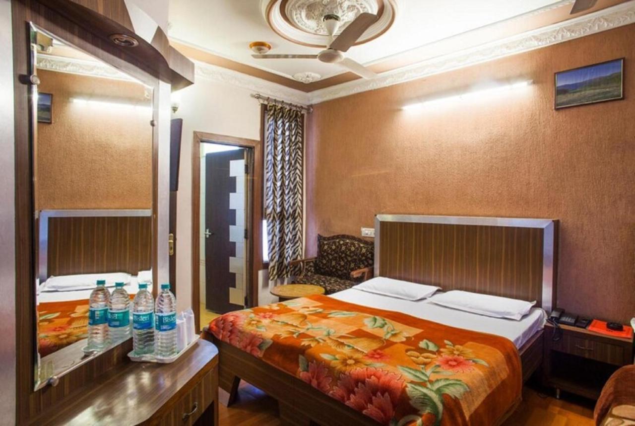 Hotel Novelty جامو المظهر الخارجي الصورة